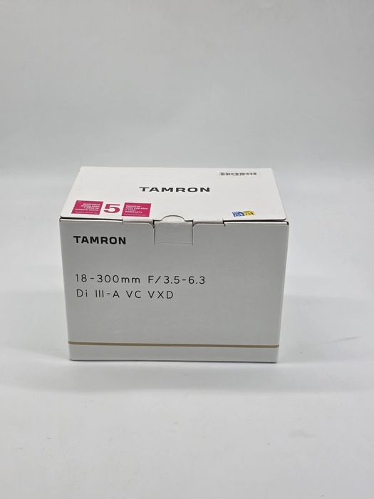 Obiectiv Tamron 18-300mm f/3.5-6.3 Di III-A VC VXD (Sony E), SIGILAT