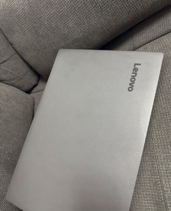 Leptop Lenovo V130-15IKB