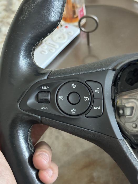 Volan opel astra k cu comenzi si incalzire