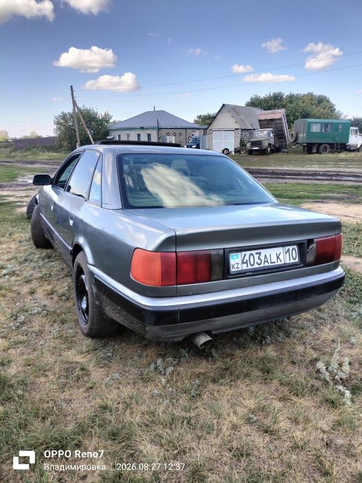 Продам обменяю Ауди 100 с4