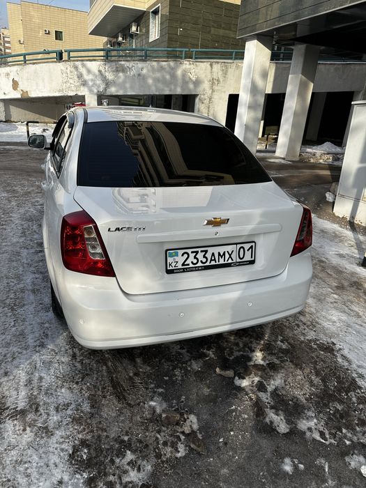 Сдам chevrolet lacetti в аренду