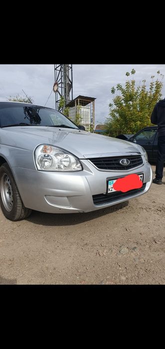 Продам передний Бампер на Приору