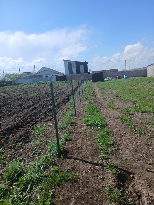 Продам  участок и Времянка