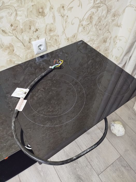 Варочная поверхность новая