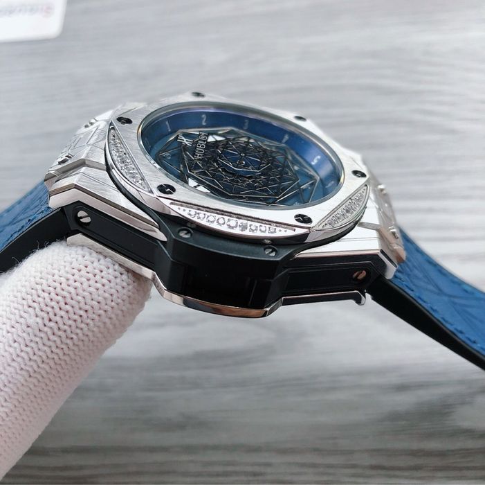 Hublot Big Bang One click Sang