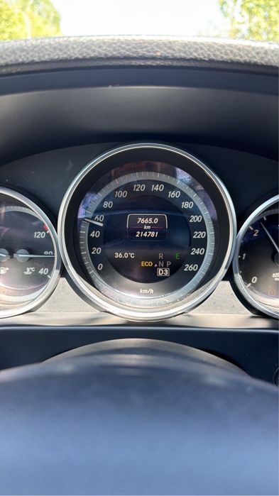 MERCEDES-BENZ E-Class 2014 — imagine 2