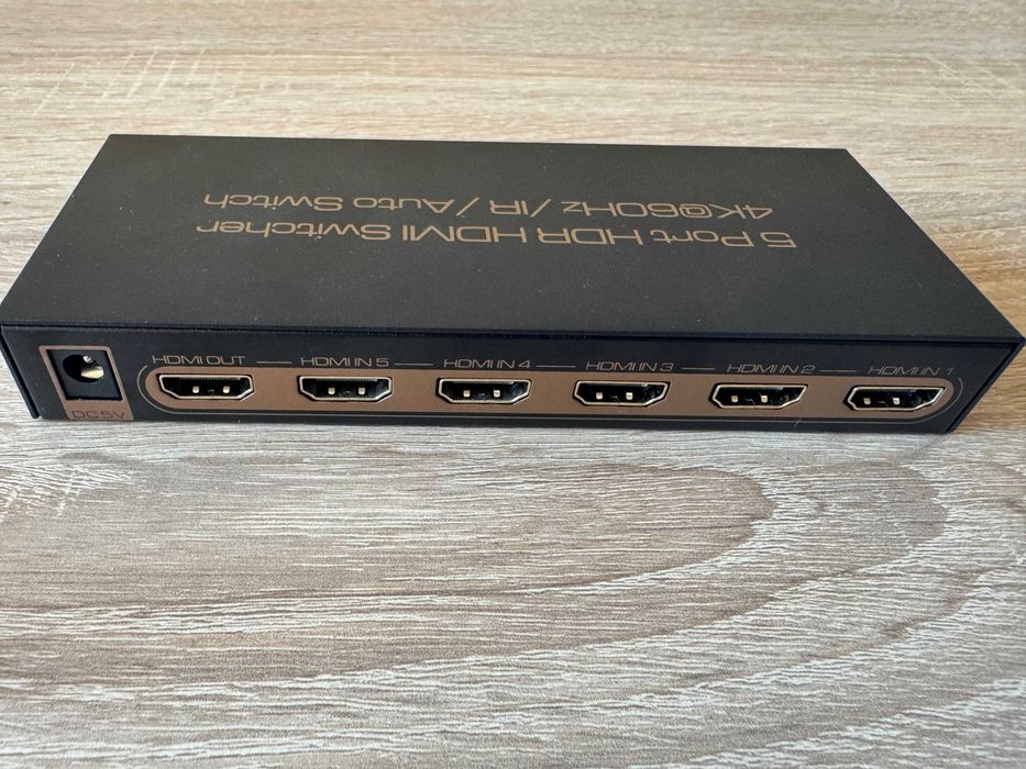 HDMI превключвател 5 в 1