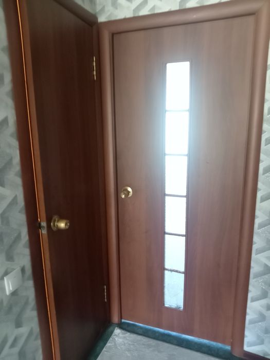 Продам межкомнатные двери  бу