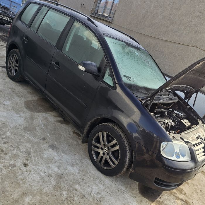 VW Touran 1.9TDI 105kc BKC
НА ЧАСТИ САМО!