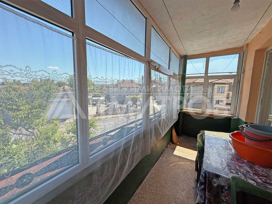 Продава се Къща в Нови пазар - 62 кв.м за 1049 €/кв.м - Снимка #11