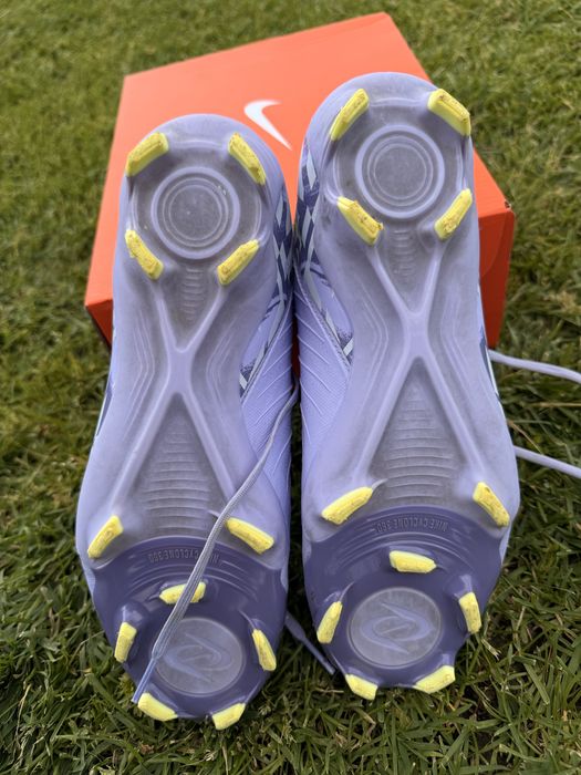 Футболни обувки Nike 38,5/39 номер