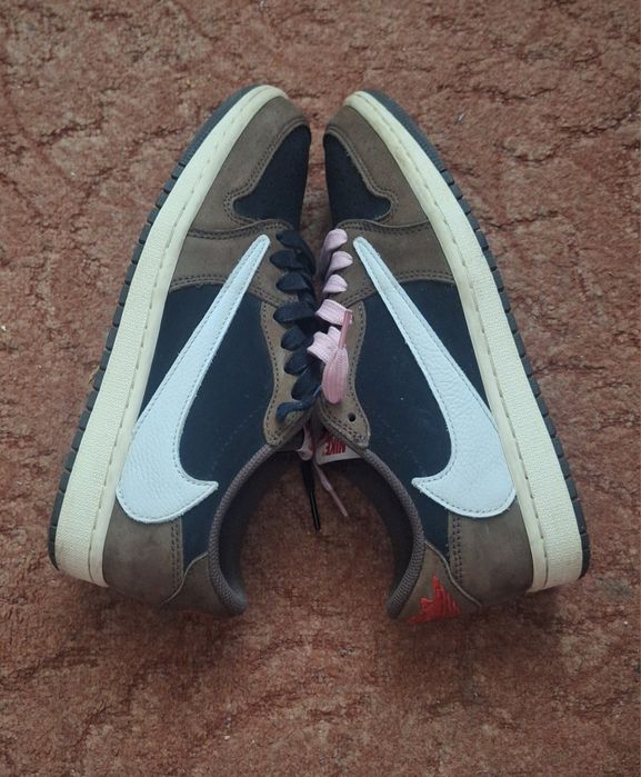 Jordan 1 Low x Travis Scott OG Mocha