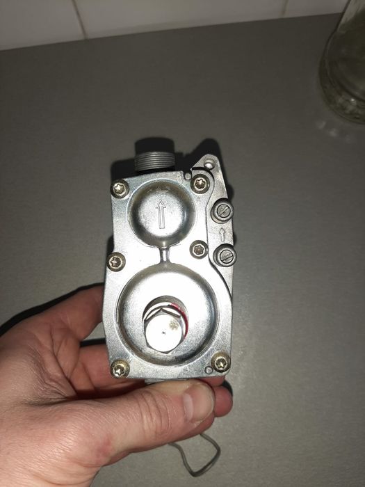 Vana de Gaz Saunier Duval Thema Classic F24 F25 F30