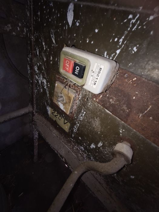 Vand moara 3 in1.  1300 ron