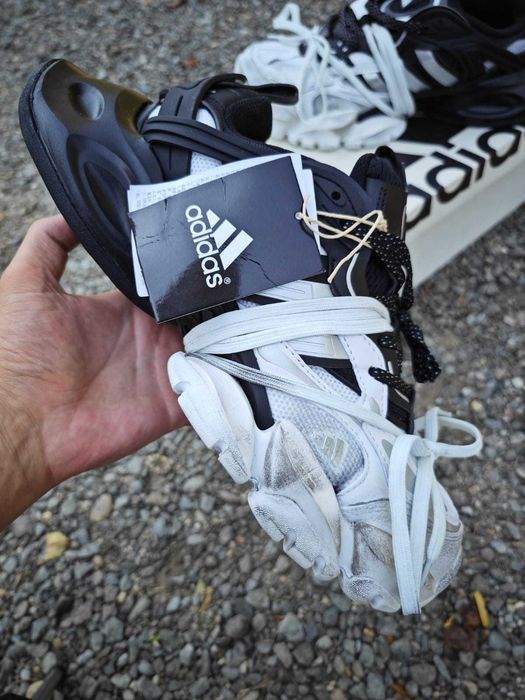 Adidas XLG Runner Deluxe White Black.marimi de la 36 la 44