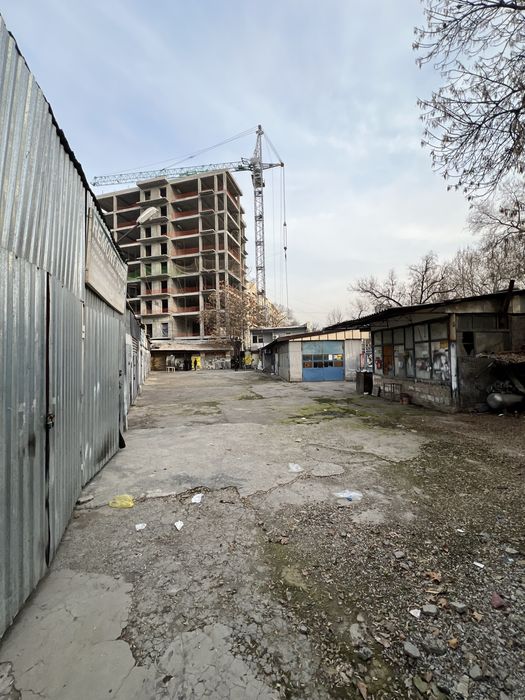 Продается 12 соток - напротив Базара Катартал, готовый бизнес АвтоБокс