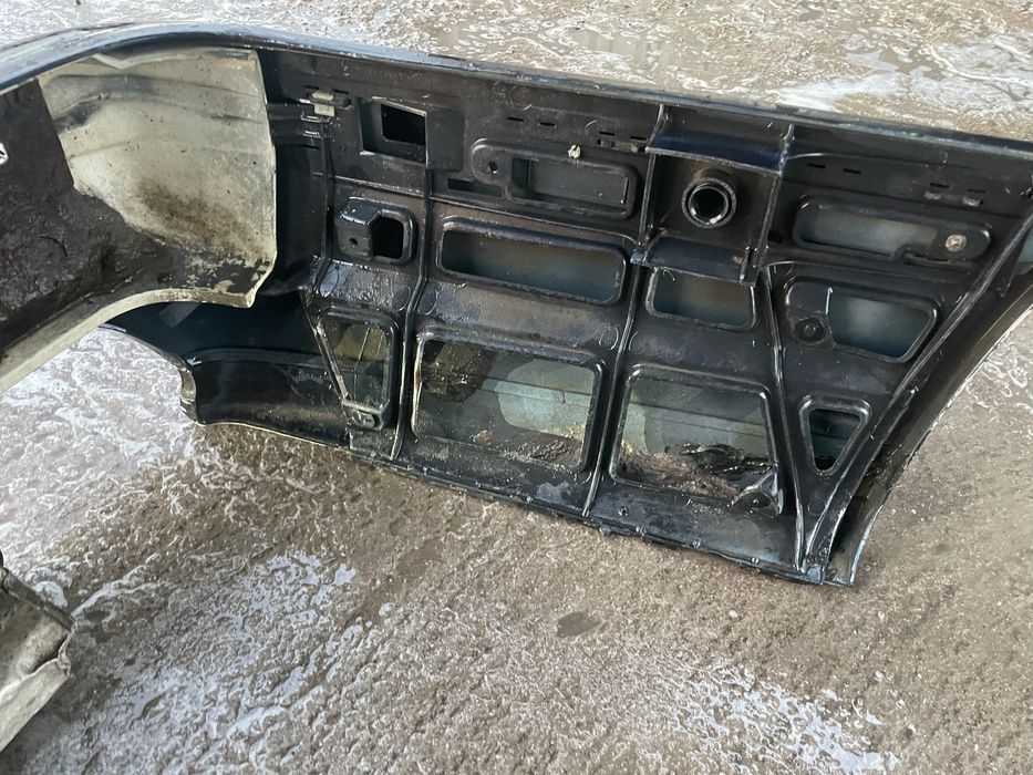 Бампер е34 М оригинал