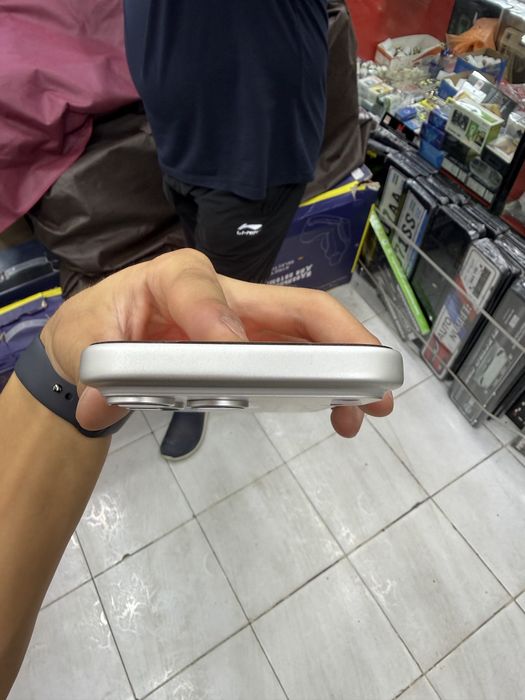 Iphone 17 pro max X/A region