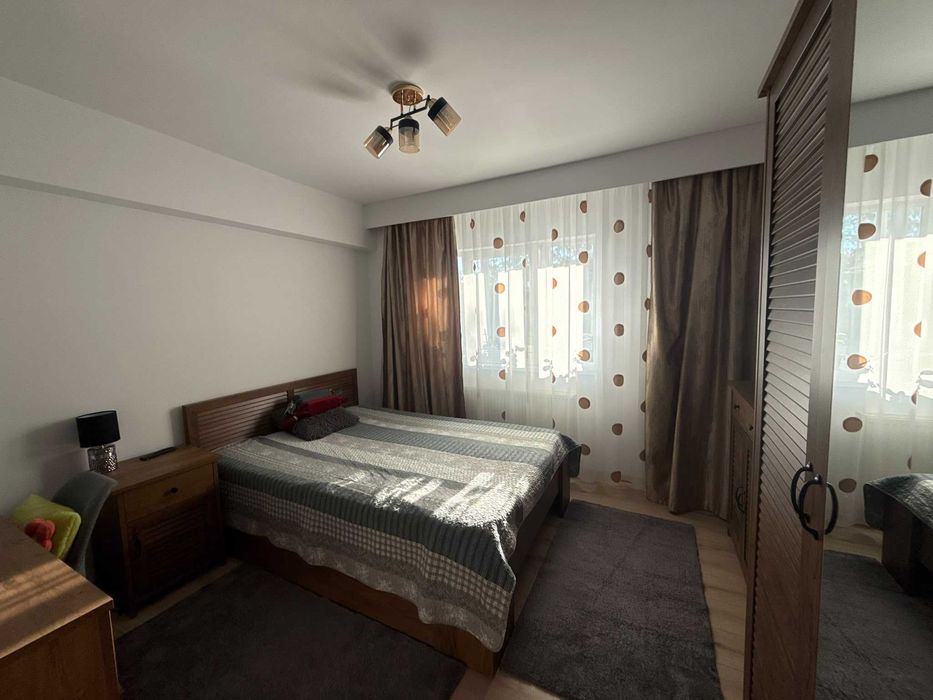 inchiriez apartament