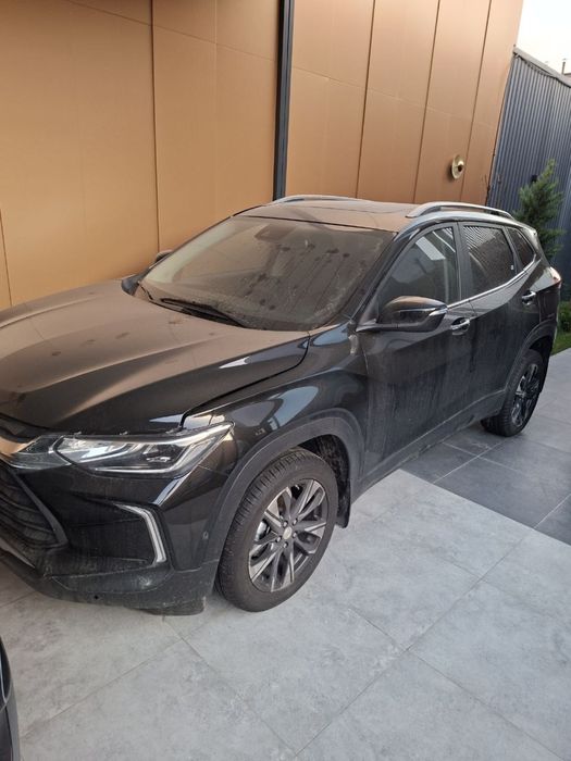 Traker 23 yil primer full 600 km yurgan qora