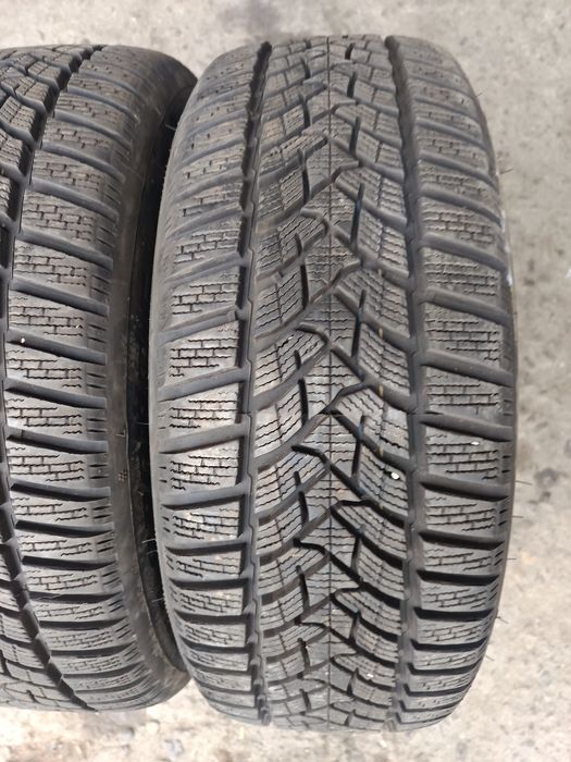 Зимни гуми -2022г.-16цола-205/55-1бр.-45€-."DUNLOP"-като нови