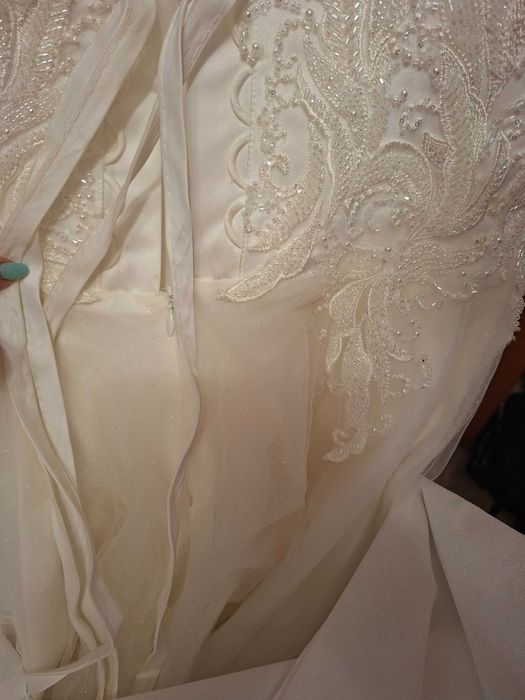 Булченска рокля, роклята е курсет носена е веднъж за няколко.Размер 48