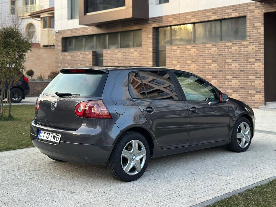 Golf 5  1.4 Benzina - [ 2006 ] Stare Excelenta .