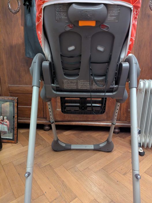 Scaun de masă Chicco reglabil complet – super stabil, gata de folosit!