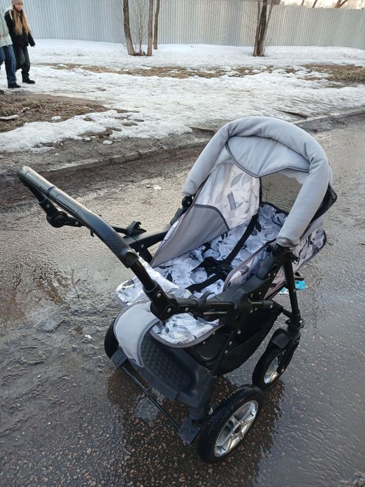 Продам десткий коляски