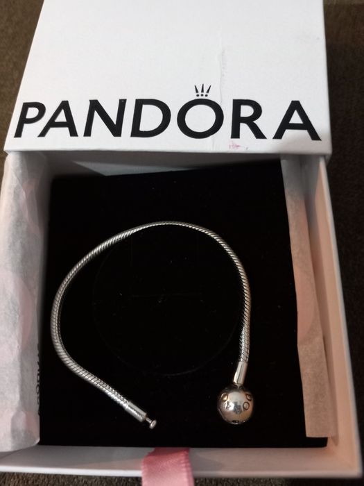 Гривна Pandora сребърна-16см