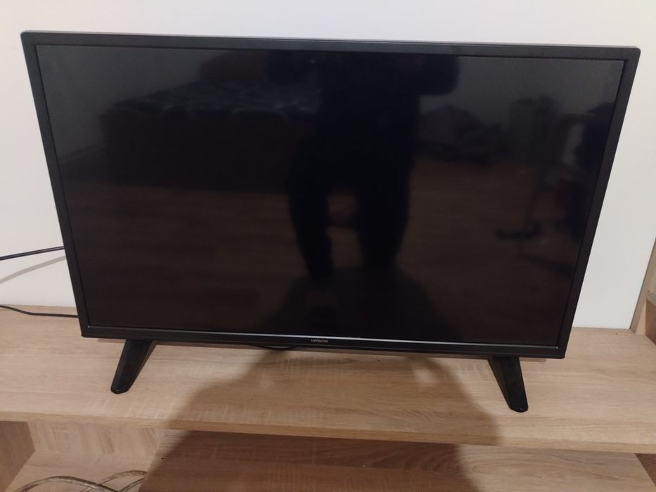 Televizor led Hitachi de 32inchi(81cm)diagonala