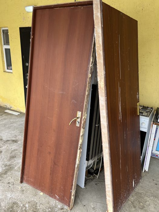 Есик 2 м ден 4 есик бар