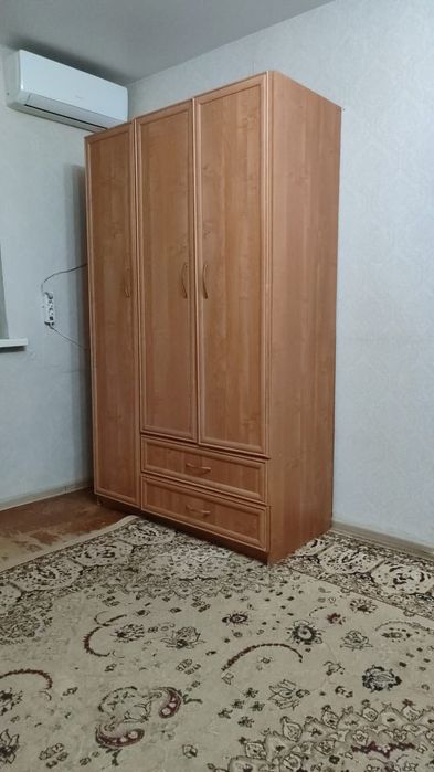 продам ковер б/у бежевый