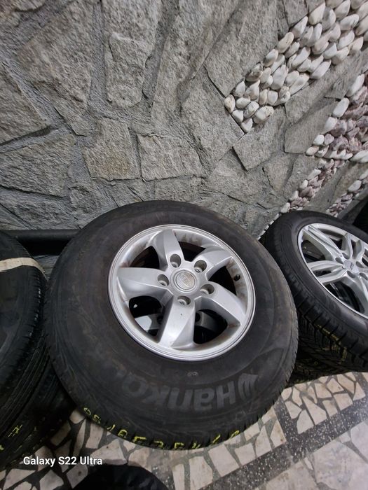 KIA Sorento16 цола джанти 5x139.1+гуми Замъка Ямбол