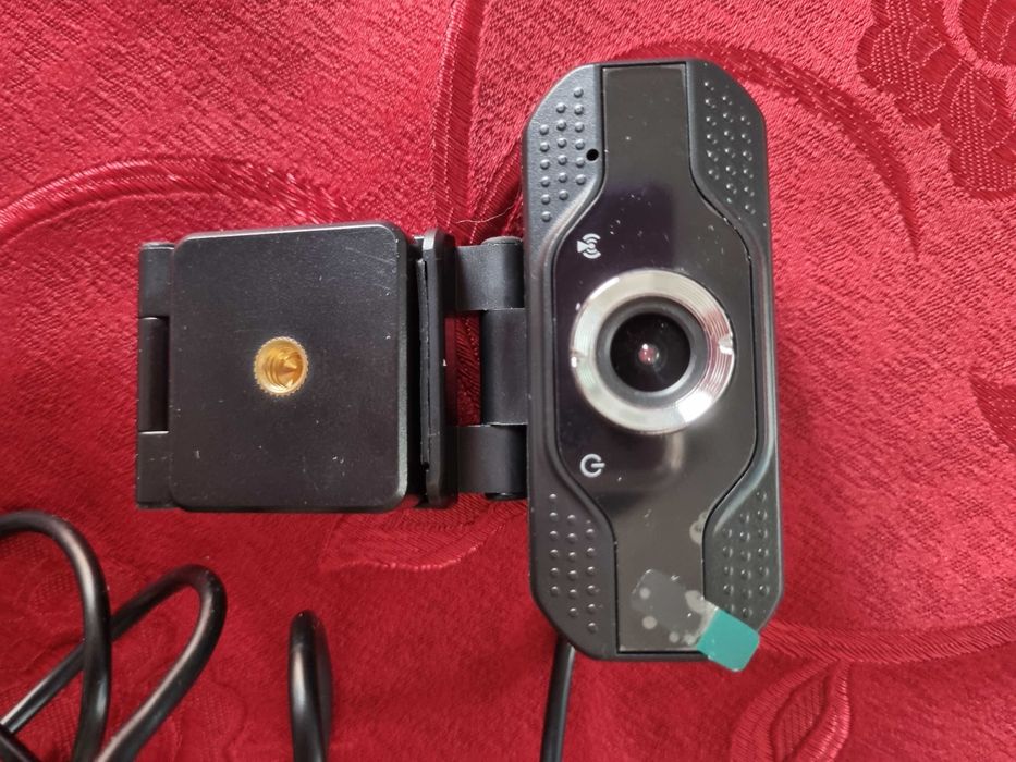 Camera web calculator noua