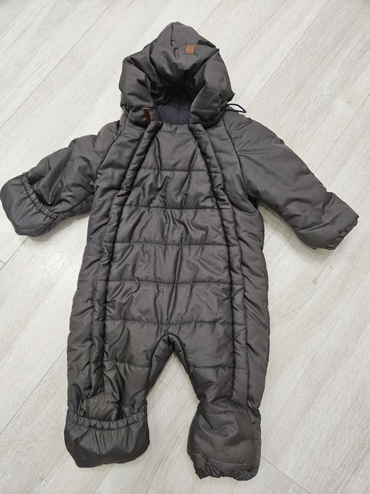 Продам комбинезон демисезон