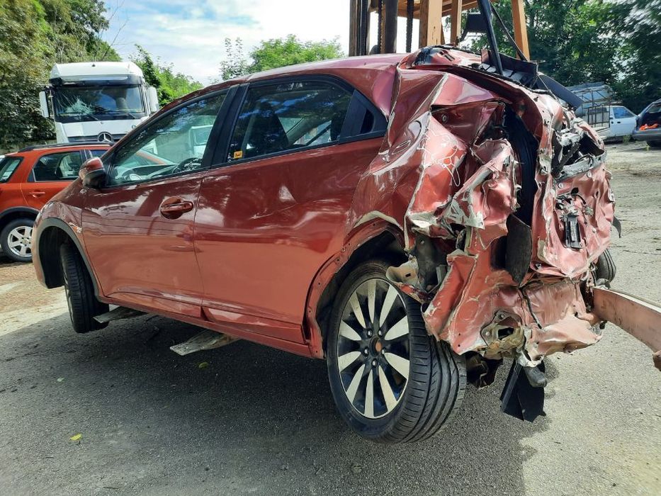 Dezmembrez Honda Civic 9 2015 2016 Facelift motor 1.8 i-vtec 141cp R18Z4 bara fata dezmembrari piese