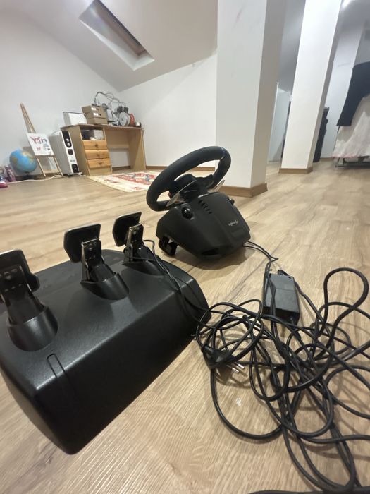 Vand volan G29 logitech