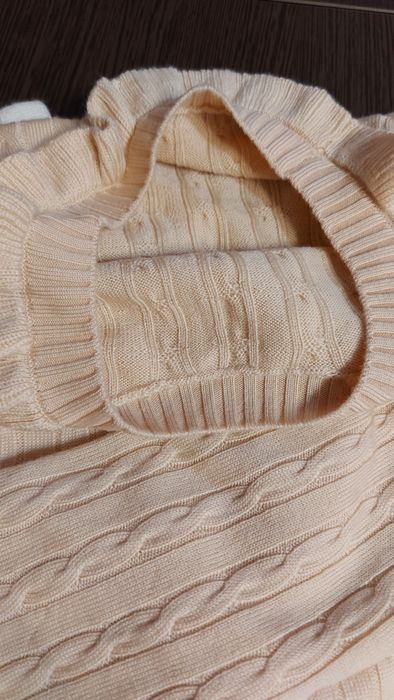 Кофточки трикотажные,новые