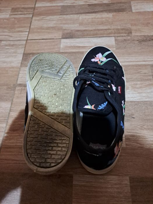 Adidasi pantofi sport Levi Strauss levi's 40