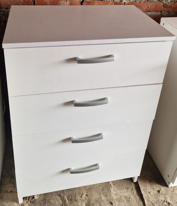 Продаётся комод //