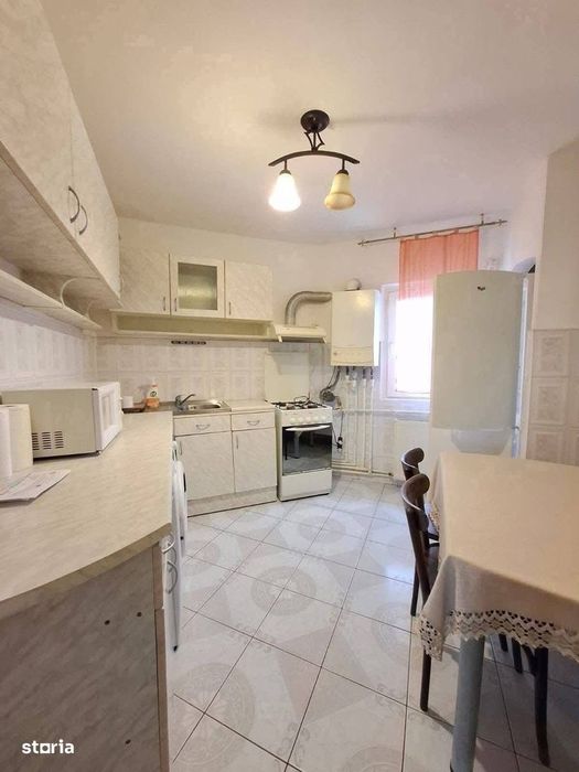 De vanzare apartament cu 2 camere in zona Episcopiei,mobilat și utilat