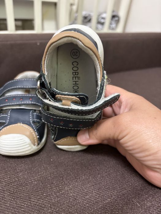 Продам Сандалии Совенок красный, синий