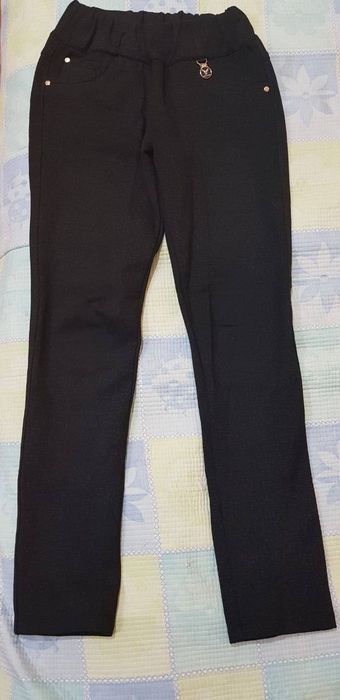 Брюки теплые на девочку в хорошем состоянии