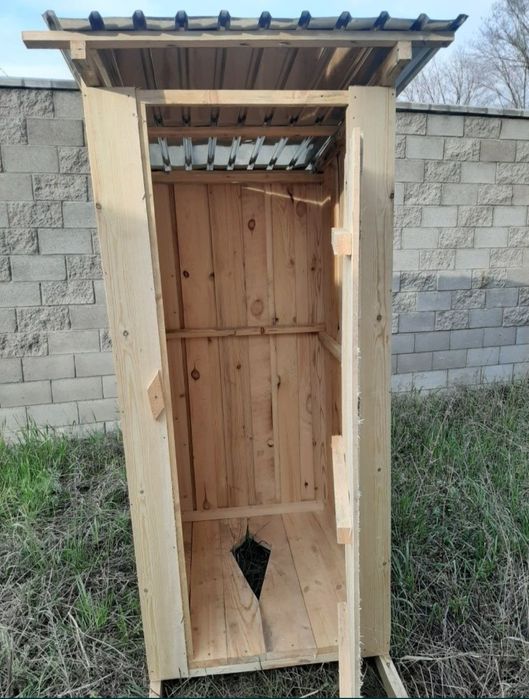 Туалеты уличные и Дачные