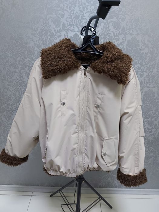 Куртка женская ,