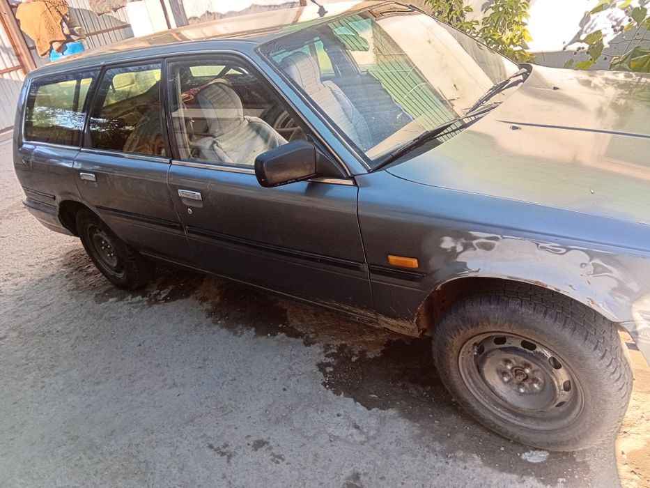 Продается тойота камри 1989 г