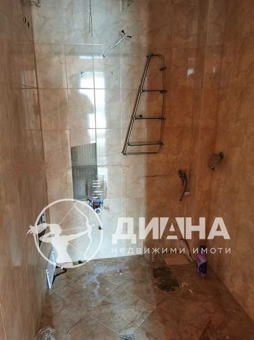 Продава се Тристаен апартамент в Пловдив, Младежки Хълм - 72 кв.м за 1431 €/кв.м - Снимка #7