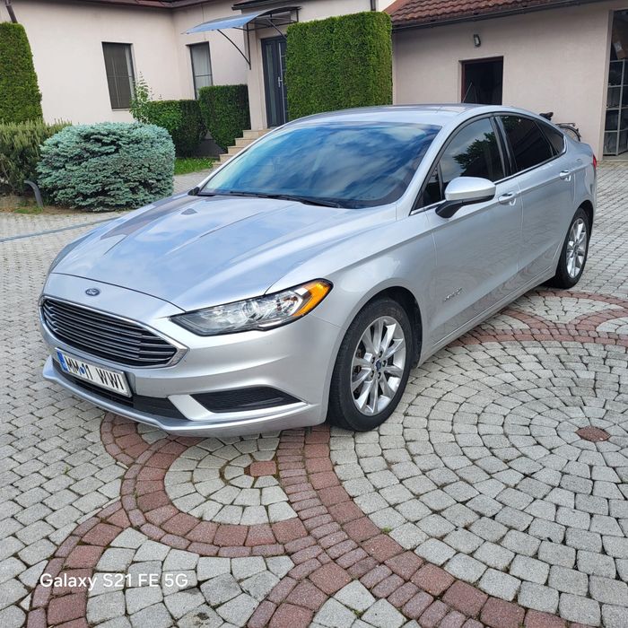 Ford Fusion Hybrid