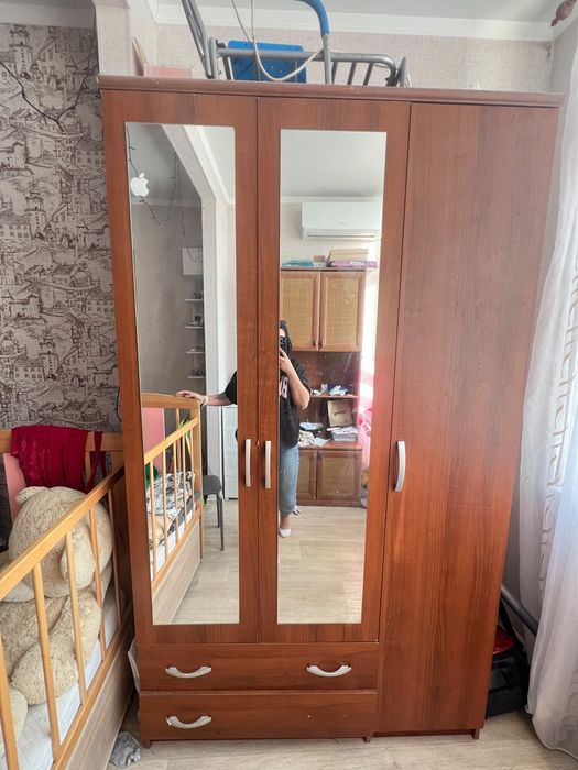 Продам Шкафы Б/У